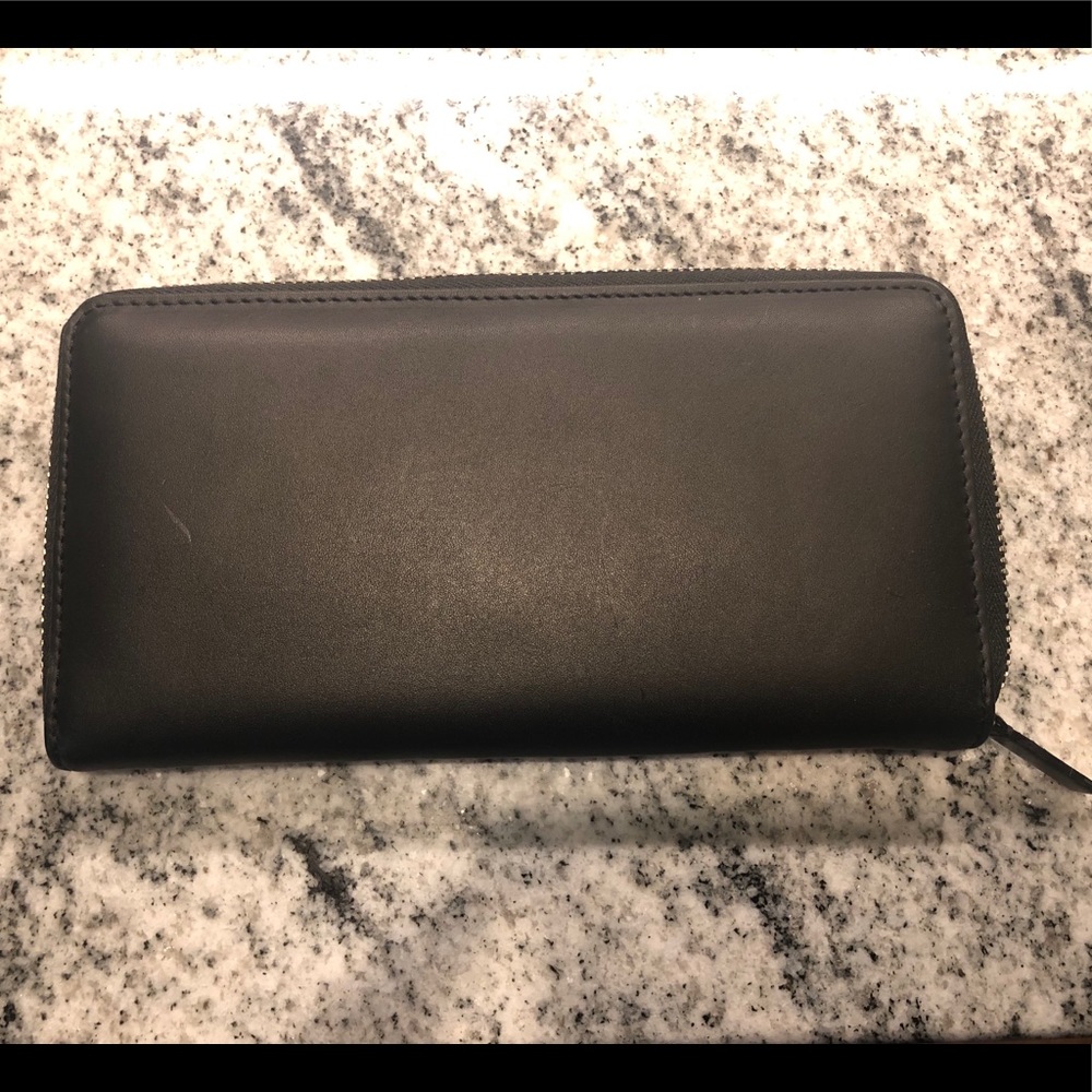 Everlane Slim Zip Wallet